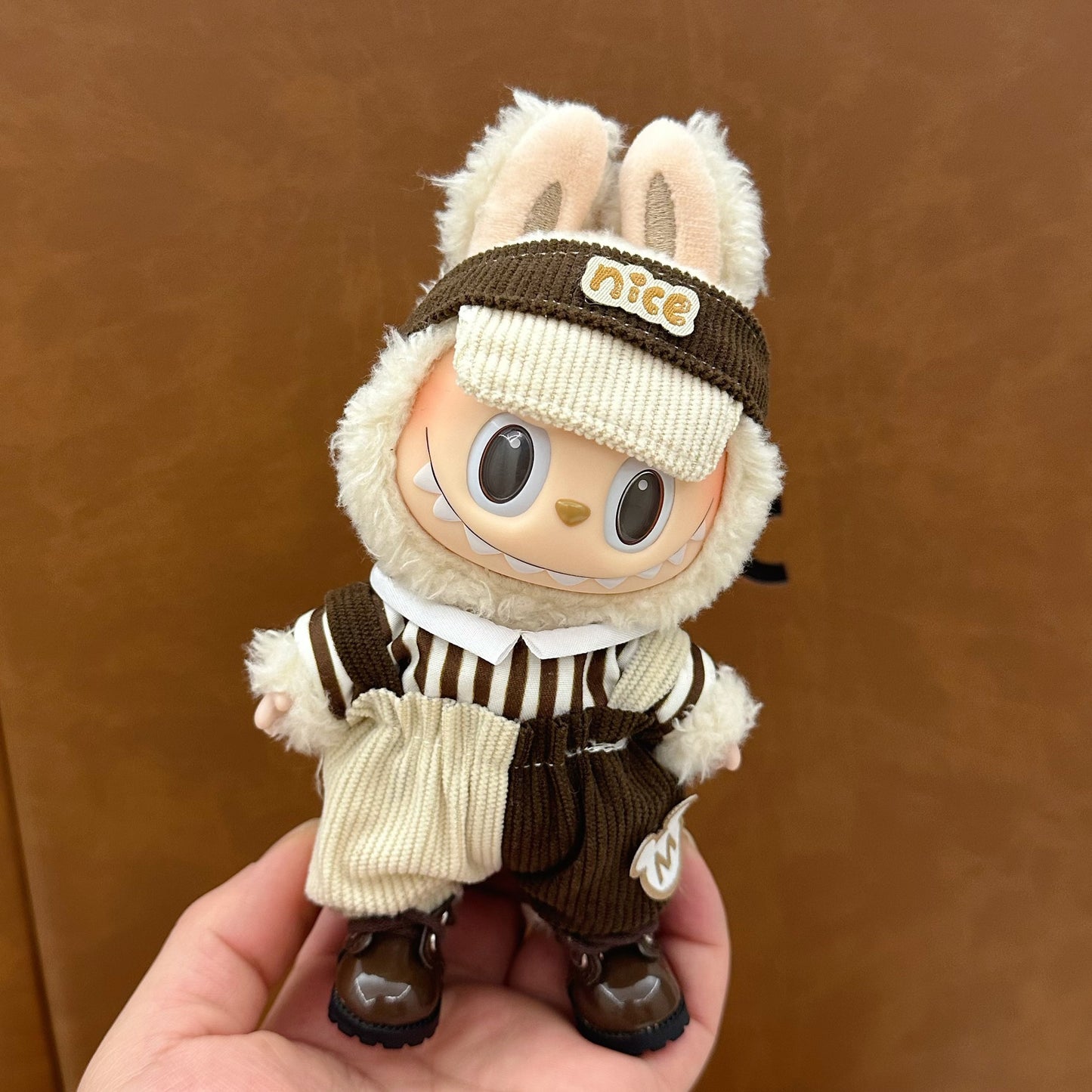 Retro Corduroy Stripe Outfit for Labubu (Fits Gen 1/2/3)